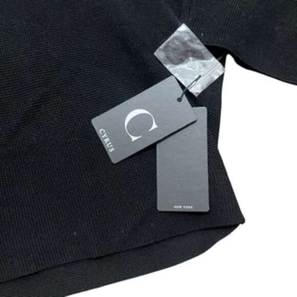 NEW Cyrus Black Women’s Sweater Size Small Ragland Sleeves Cropped Relaxed Fit - Picture 4 of 12